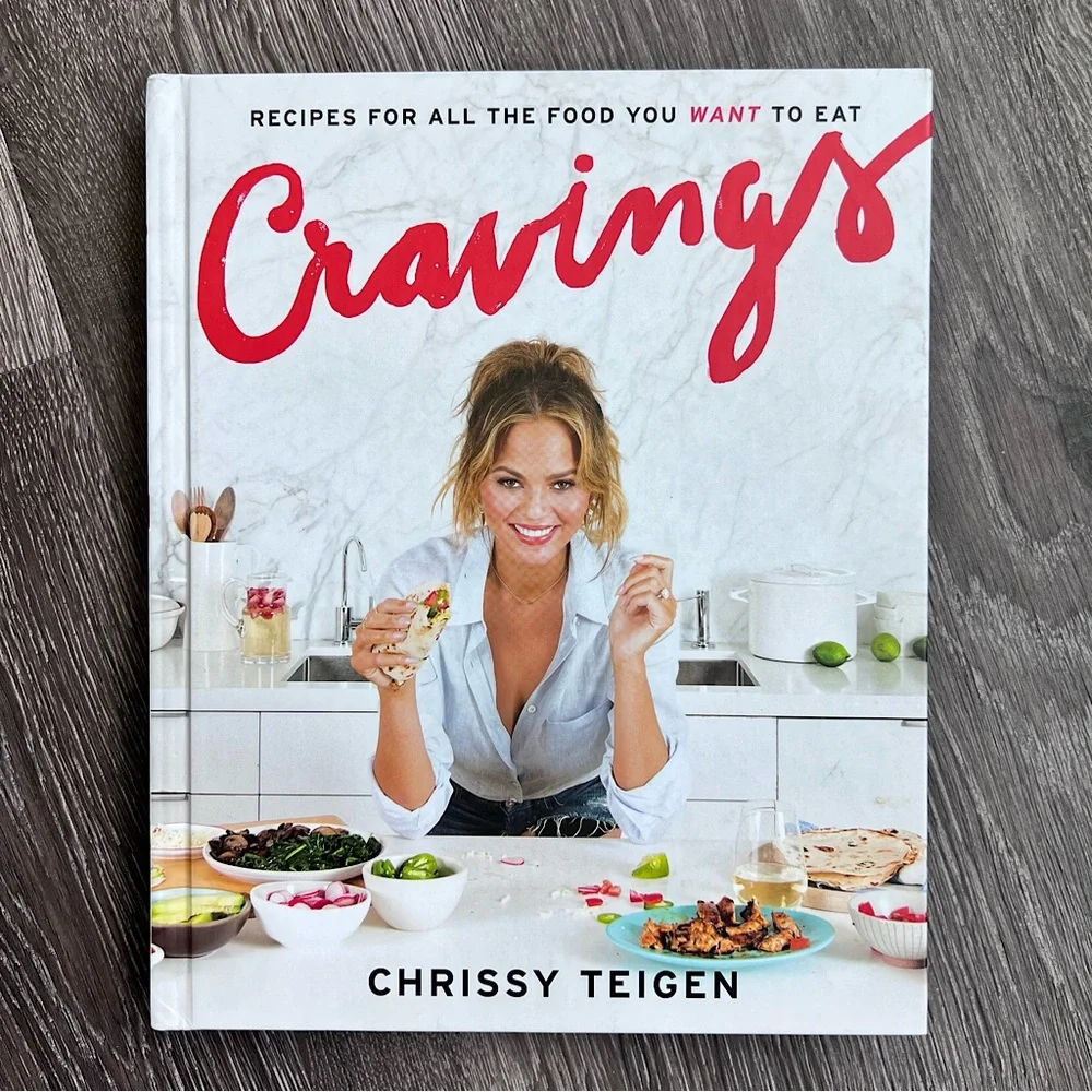Chrissy Teigen CRAVINGS Hardcover Cookbook Comfort Food Recipes NWOT